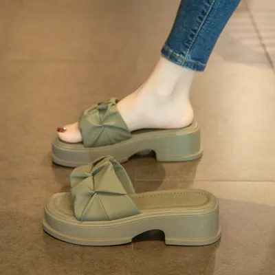 Stepping Flip Flops