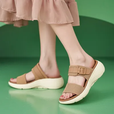 Lightweight Flip Flops