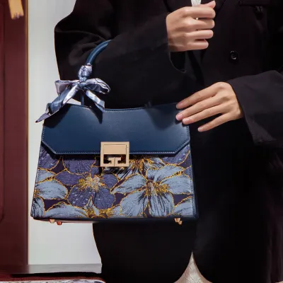 Large Capacity Handbag