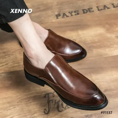 BROWN SLIP-ON GRIP