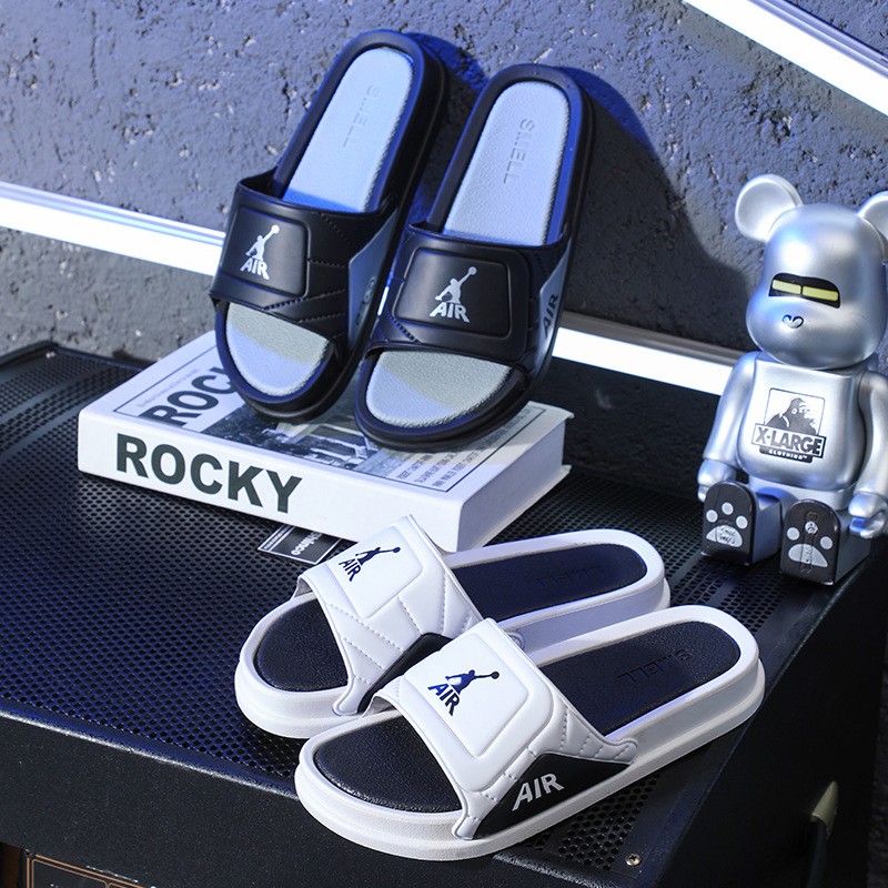 COMFORTABLE SOFT SOLE PREMIUM SLIPPERS