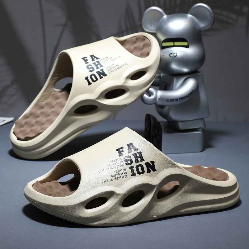 MEN'S COMFORTABLE THICK-SOLED SLIPPERS 