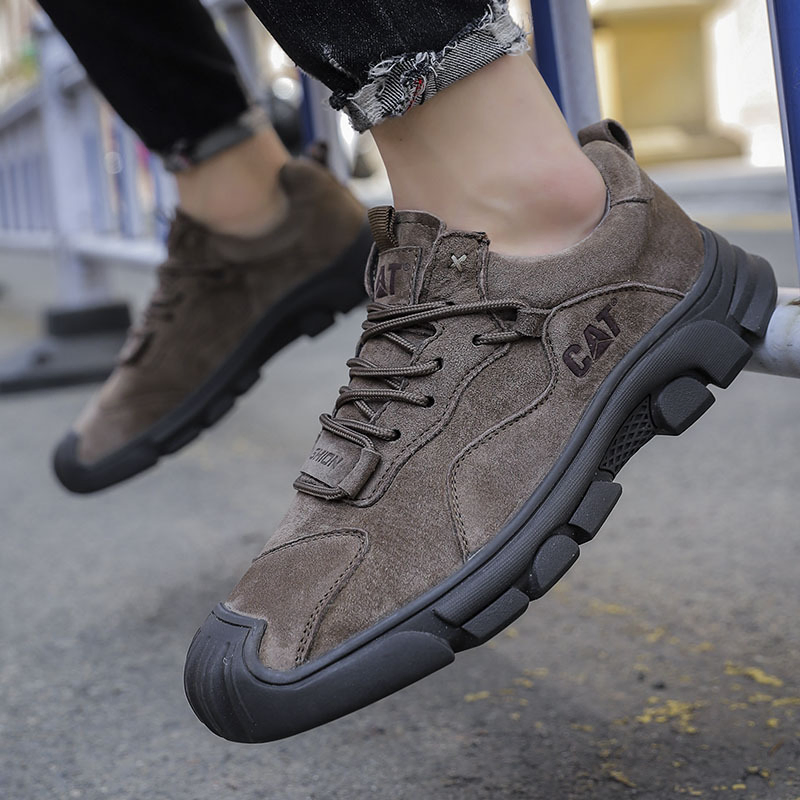 GENUINE LEATHER BREATHABLE AND COMFORTABLE CASUAL SHOES