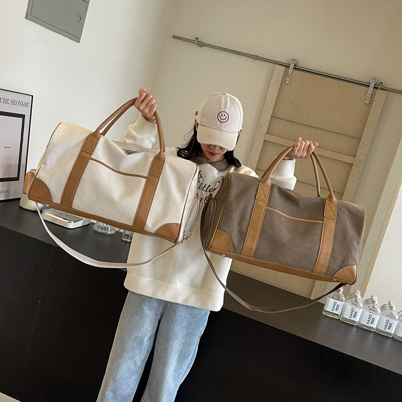 LIGHTWEIGHT DRY AND WET SEPARATION SPORTS FITNESS BAG