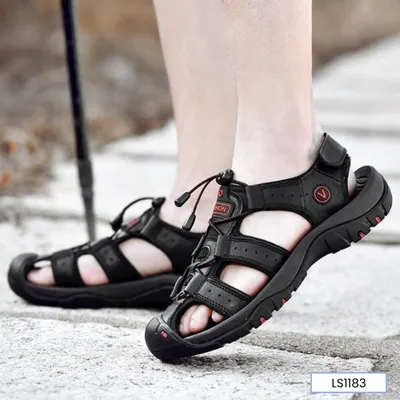 REEF RUNNERS SUMMER SANDALS 