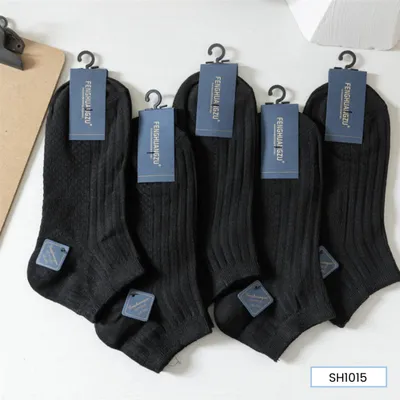PURE COTTON BREATHABLE MEN’S BLACK SOCKS