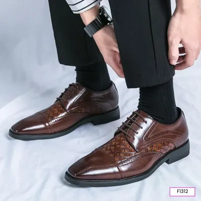 Sleek Stride Formal Shoes