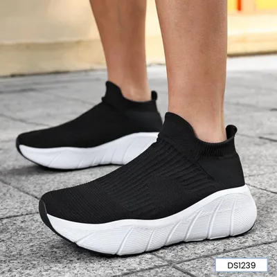 Summit Walker Outdoor Shoes