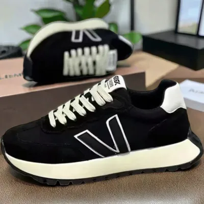 KOREAN STYLE THICK-SOLED LACE-UP SNEAKER GB-B905