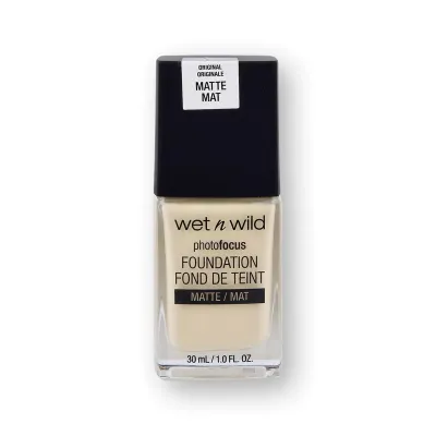 Wet n Wild Photo Focus Matte Foundation 30ml - Soft Ivory 