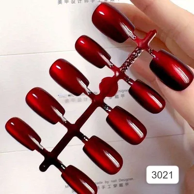 Fashionable Short Square Fake Nails (1 Set)