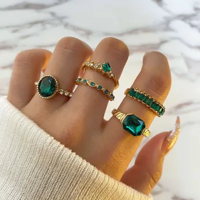 5pcs Green Rhinestone Decor Ring Set