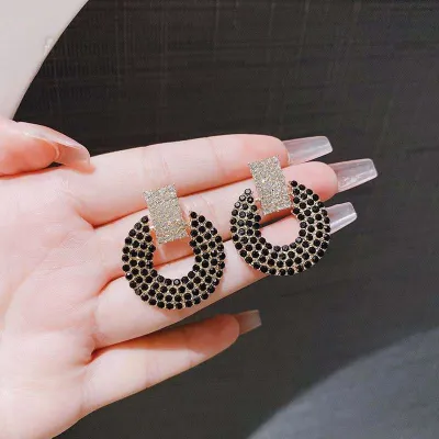 Diamond Cut Geometric Round Earrings 