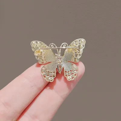 Pearl Crystal White Butterfly Hijab Brooch
