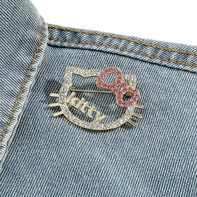 Sanrio Hollow Crystal Hello Kitty Brooch/Pin