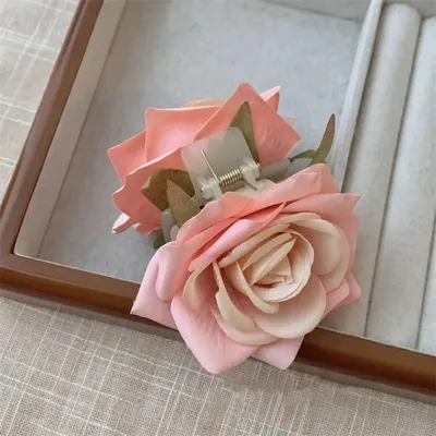 Retro Rose Flower Classy Fashionable Hair Clip (1 pc)