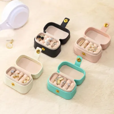 Portable Jewelery Ring Storage Box