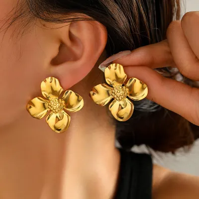 Vintage Flower Titanium Stainless Steel Stud Earring