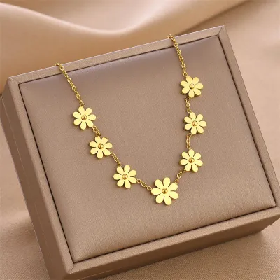 Stainless Steel Daisy Choker Necklace