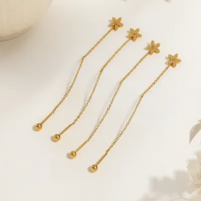 18k Gold Plated Small Daisy Tassel Earrings