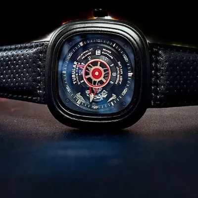 Tubular Explosion Watch