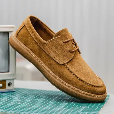 Low footwear English style