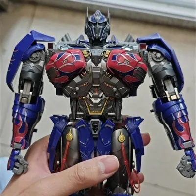 Unique Toys UT R-02 Challenger