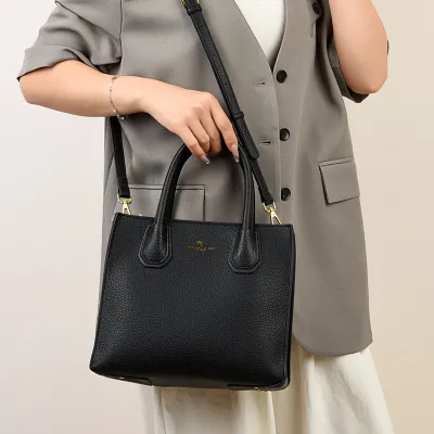 ELEGANT AND PRACTICAL ATMOSPHERIC COMMUTER  GENUINE LEATHER WOMEN'S BAG GB-B100B