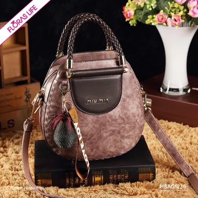 REGAL RUTCHES WOMEN’S HANDBAG