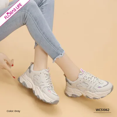 MODERN MOXIE WOMEN’S CASUAL SHOE