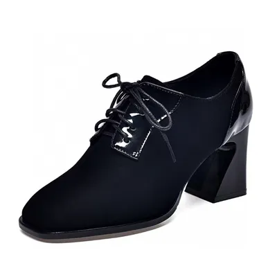 DIAMOND WALK WOMEN’S CASUAL SHOE