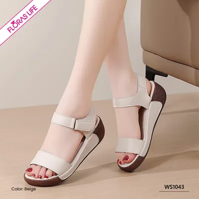 LUSH LAGOON WOMEN’S SANDAL