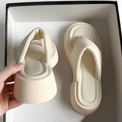 SUMMER GLOW WOMEN’S SANDAL