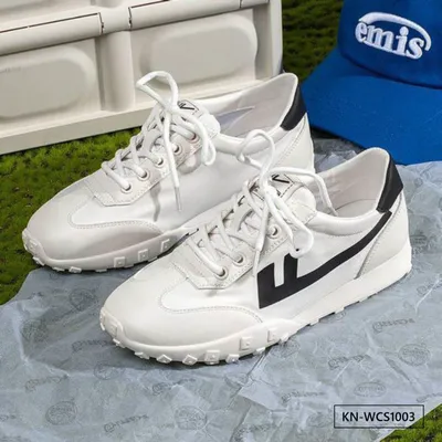 POISED PACE WOMEN’S CASUAL SHOE