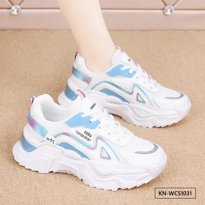 ELEGANTIA WOMEN’S CASUAL SHOE