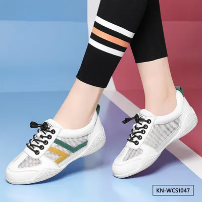 AURA STRIDE WOMEN’S CASUAL SHOE 