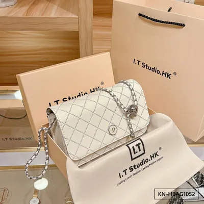 Happy Carry Women’s Handbag