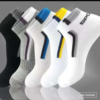 SPORTY STRIDE SPORTS SOCKS