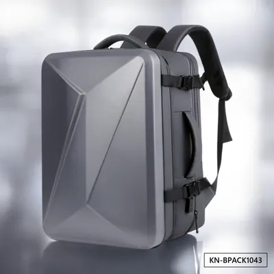 MAX ESSENTIAL BACKPACK