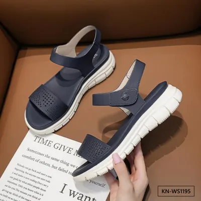 PETAL PATH WOMEN'S SANDAL