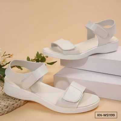 AMBER AURA WOMEN'S SANDAL