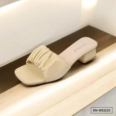 STRAPPY BLISS WOMEN'S SANDAL