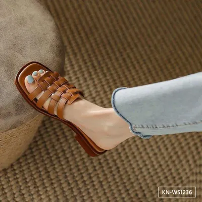 WANDER LUXE WOMEN'S SANDAL