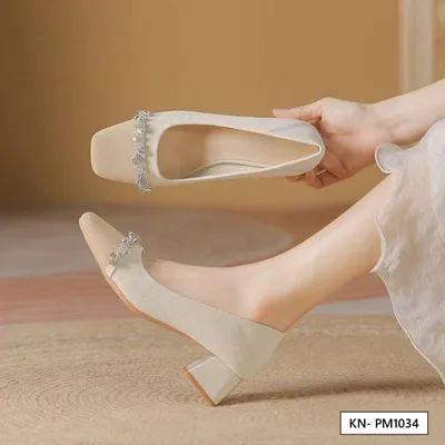 TWINKLE TOE PUMP SHOE