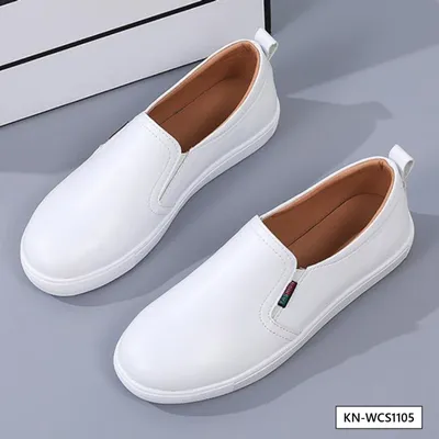 GLIMMER STEP WOMEN'S SNEAKER