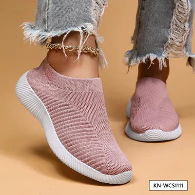 BOUNCE BABE WOMEN'S SNEAKER