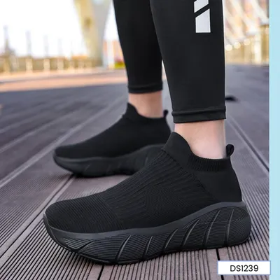 Summit Walker Outdoor Shoes