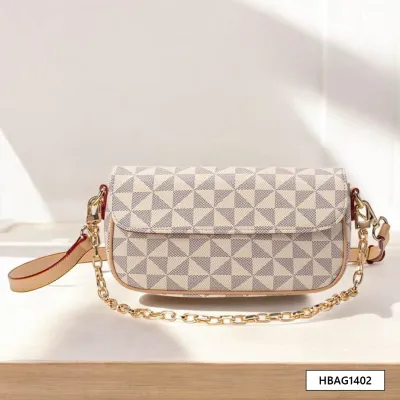 SANDALWOOD EMBRACE WOMEN'S HANDBAG