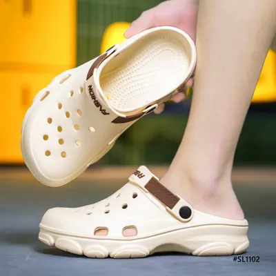 CANYON MEN'S SLIPPER