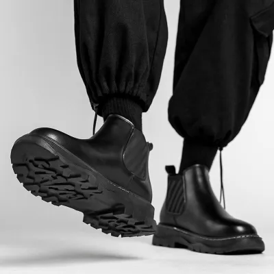 Razor Whirl Martin Boots